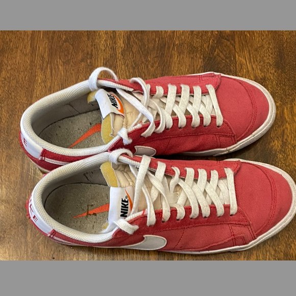 Nike Blazers, Men's 7.5 - Picture 2 of 2